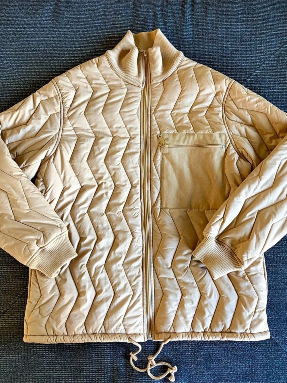 BDG Quilted Jacket in Cream XL Like New
